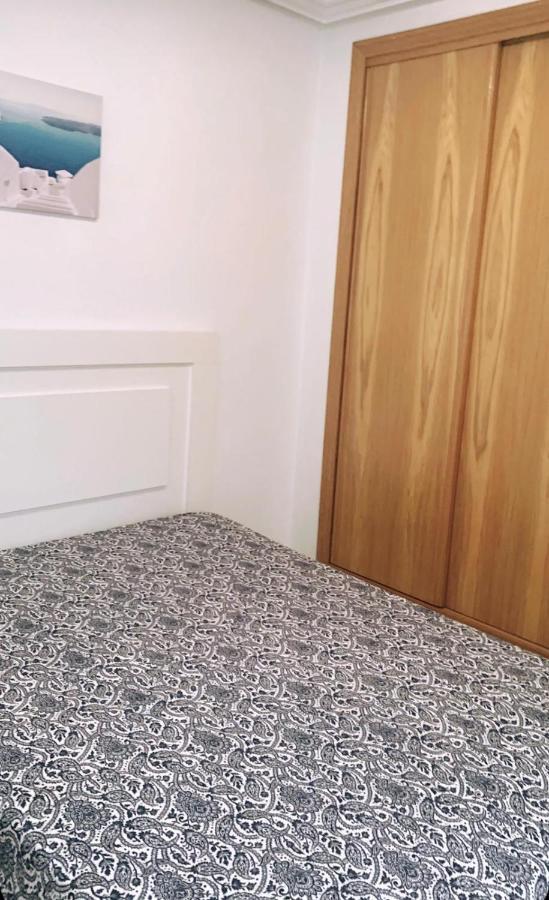 Apartamento Lola Torrevieja Exterior foto